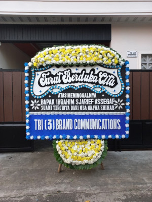 Papan Bunga Duka di Jagong Jeget